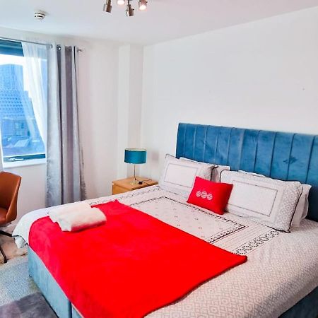 Lovely 2-Bedroom Apartment, Free Parking Manchester Ngoại thất bức ảnh
