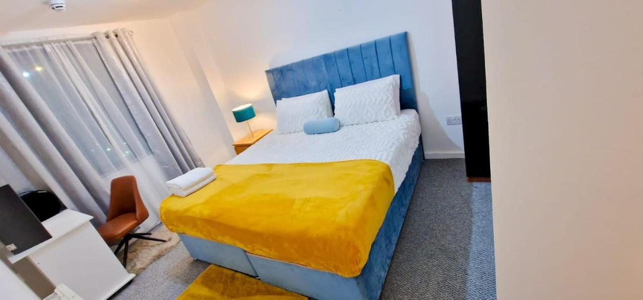 Lovely 2-Bedroom Apartment, Free Parking Manchester Ngoại thất bức ảnh
